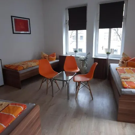 Apartment -fairmieten-leipzig De-preiswerte Naehe Bmw Fuer Monteure Messegaeste-mockauer Str *